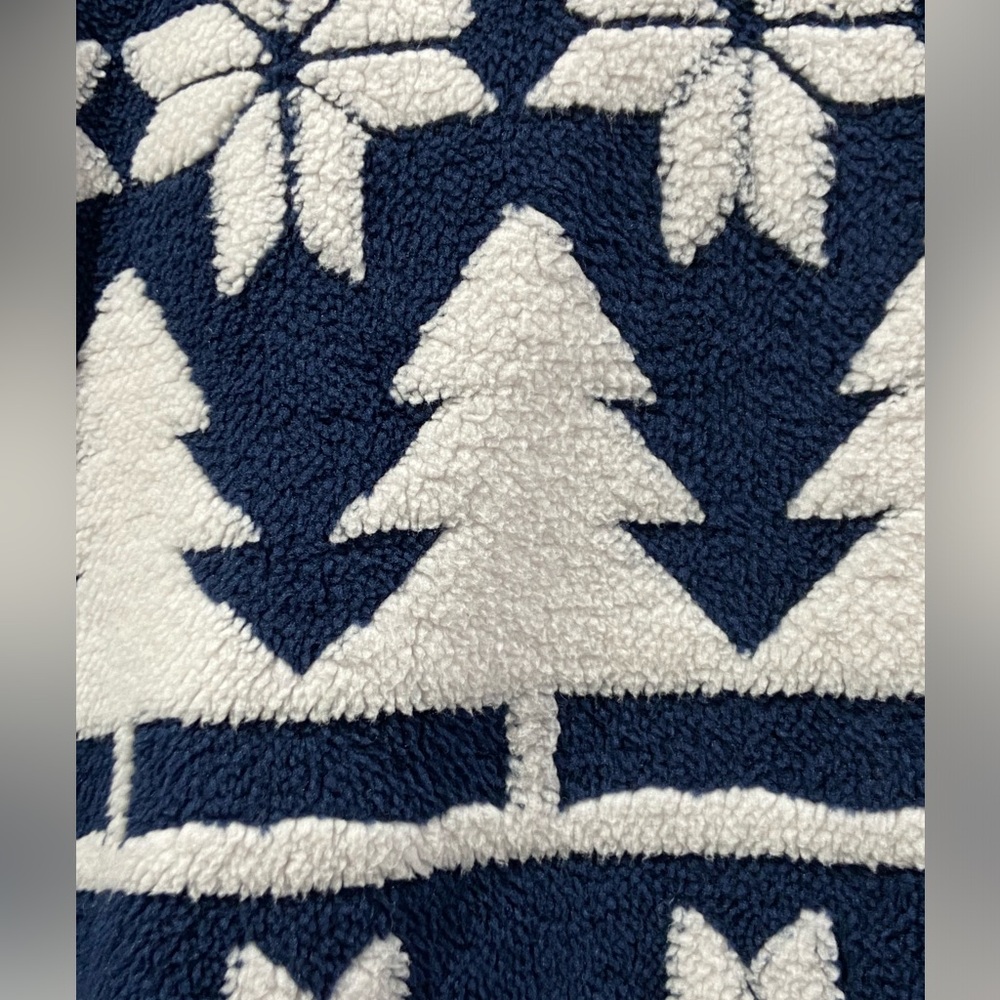 Vera Bradley Nordic Forest Fleece Sherpa Hoodie Pockets Women’s Medium NWT - Picture 2 of 9
